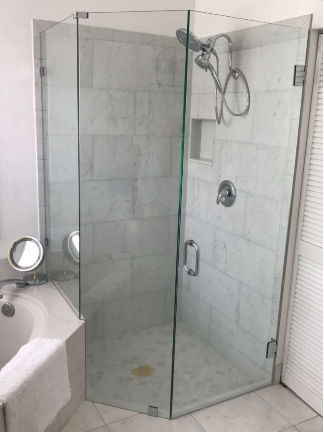 Small Bathroom? Maximize The Space With a New Shower!